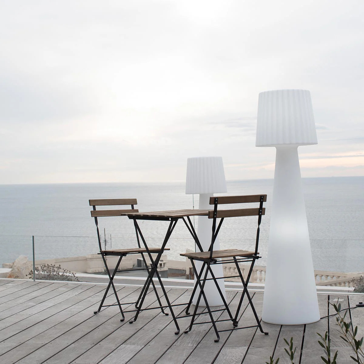 Lampadaire secteur LADY E27 H110CM