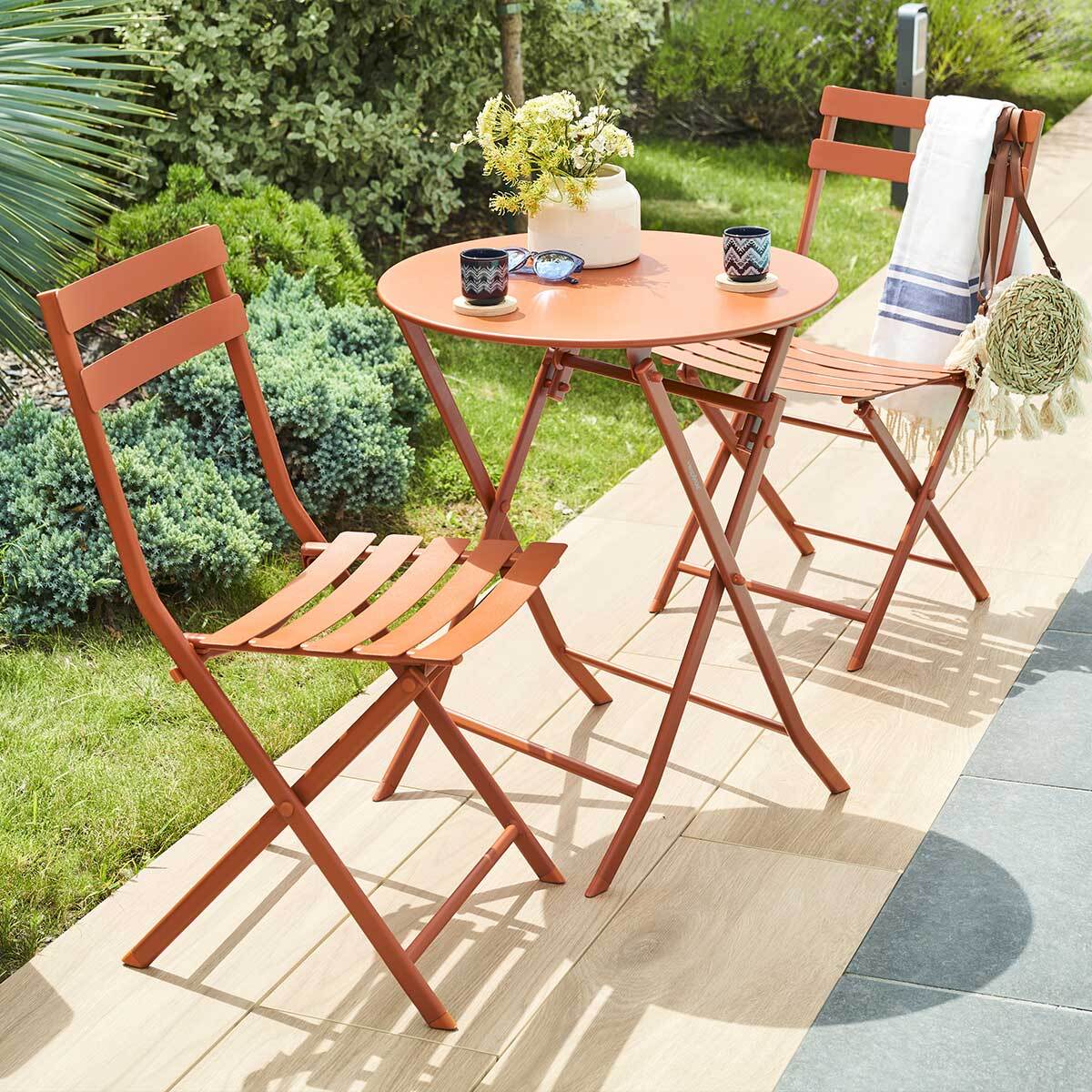 Table de jardin pliante ronde "Greensboro" ambre 2 places en acier traité époxy