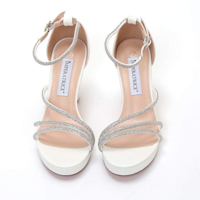 Sandali in simil pelle con tacco alto comodo e fasce ricoperte di strass