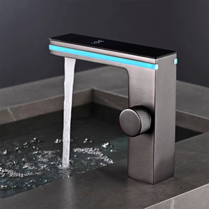 Grifo moderno para lavabo con pantalla LED, luz ambiental de 270º, funcionamiento hidroeléctrico e indicador de temperatura.
