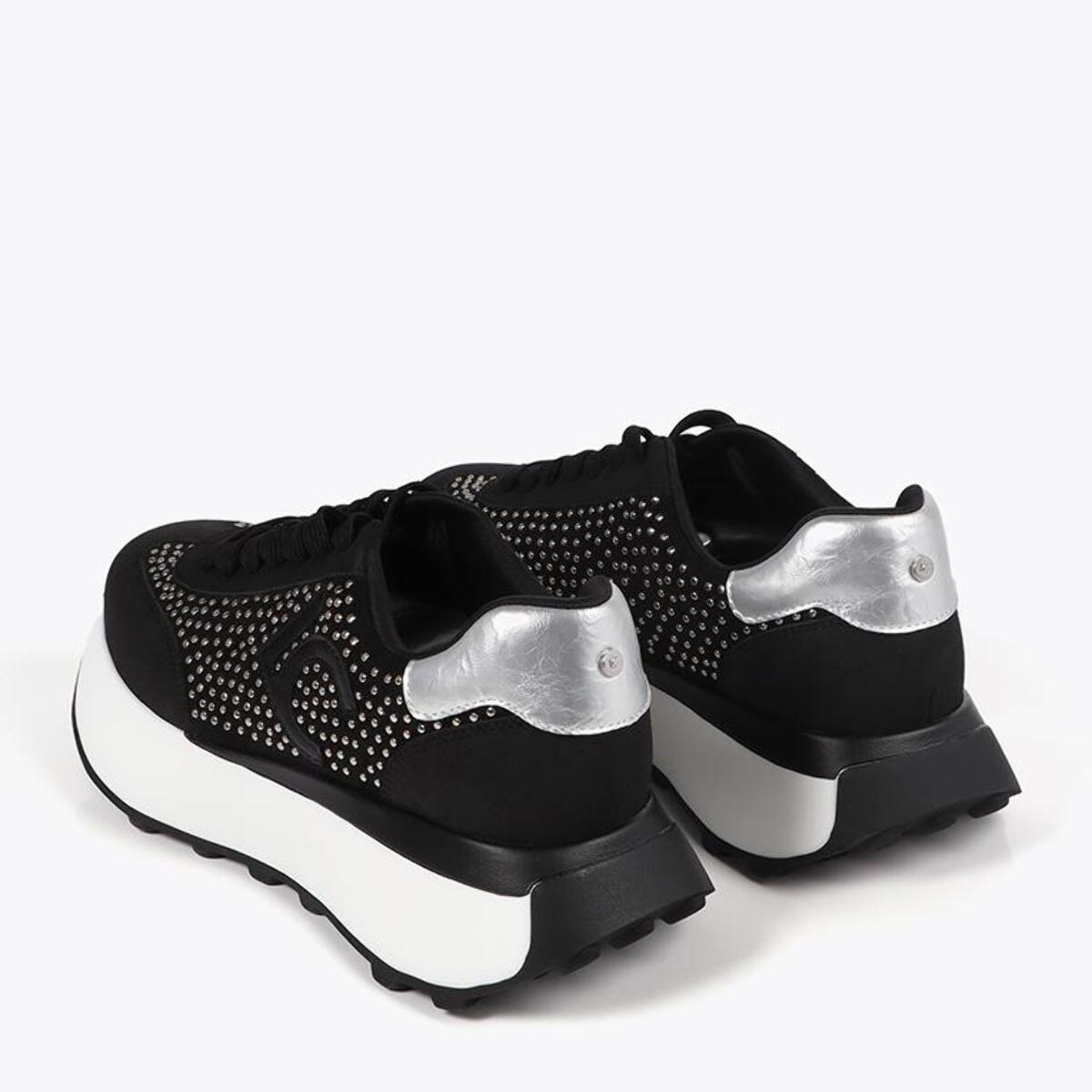 Sneakers Platform con Borchie Metalliche