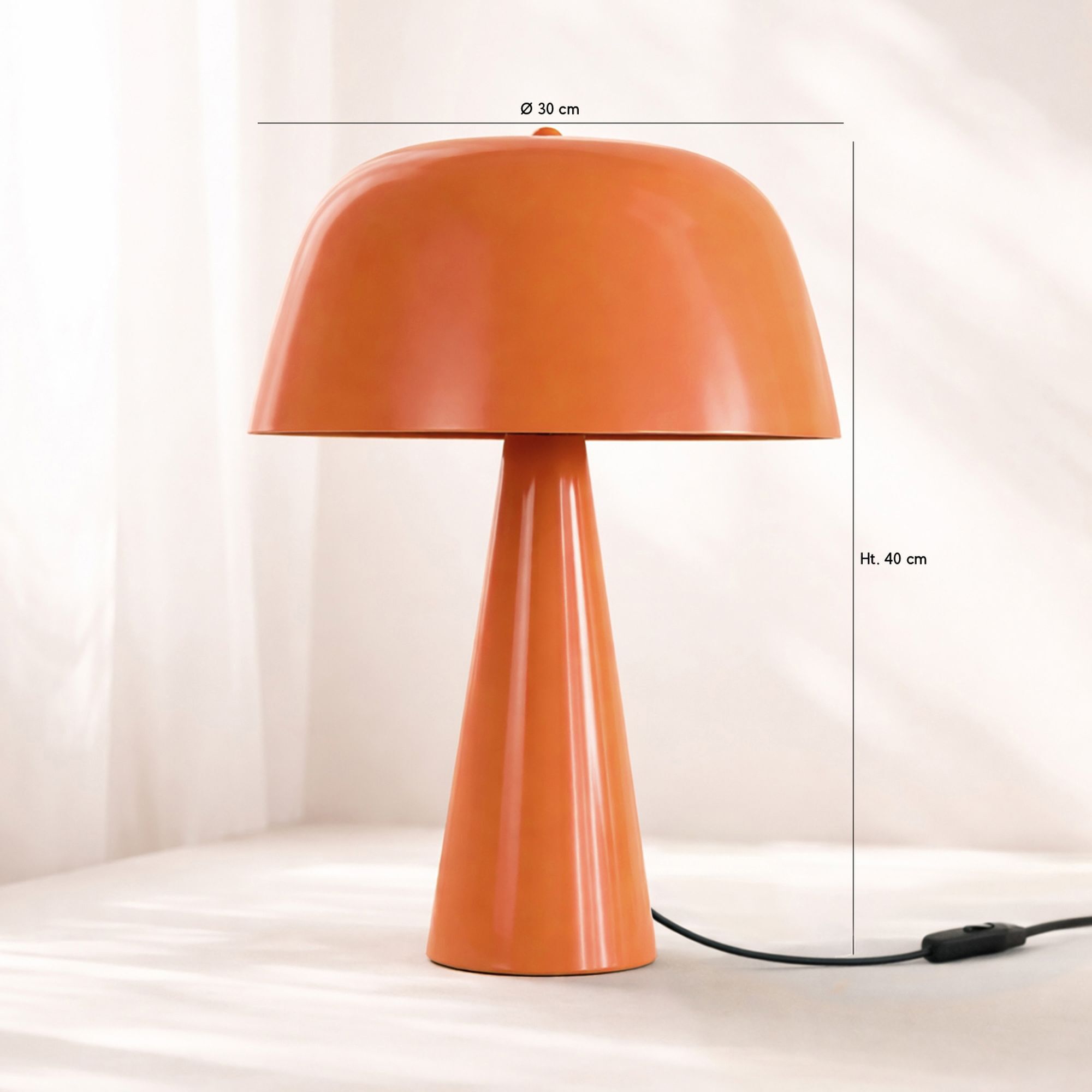 Lampe en métal orange KALYSTA
