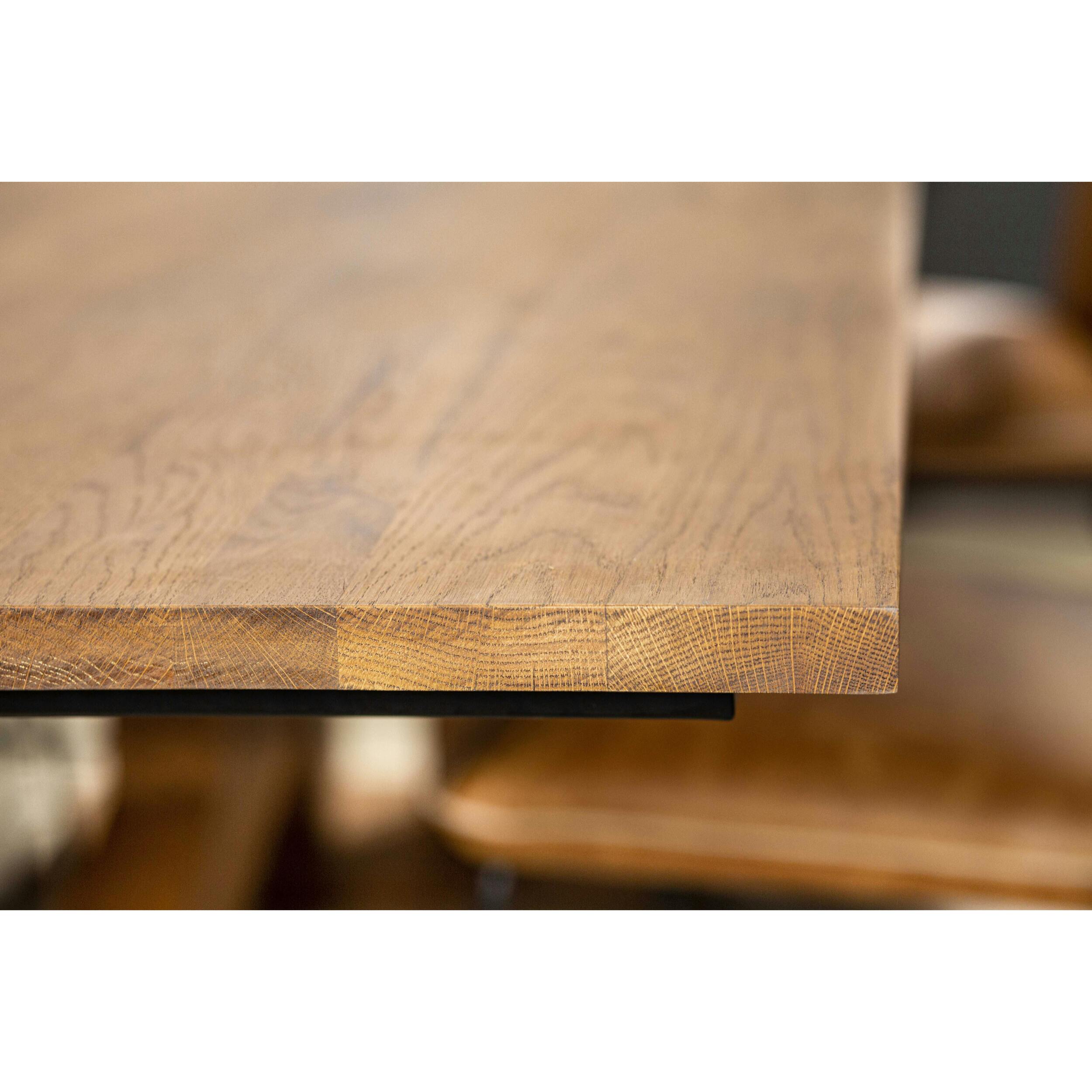 Table design en chêne 240 cm pied oblique OKA