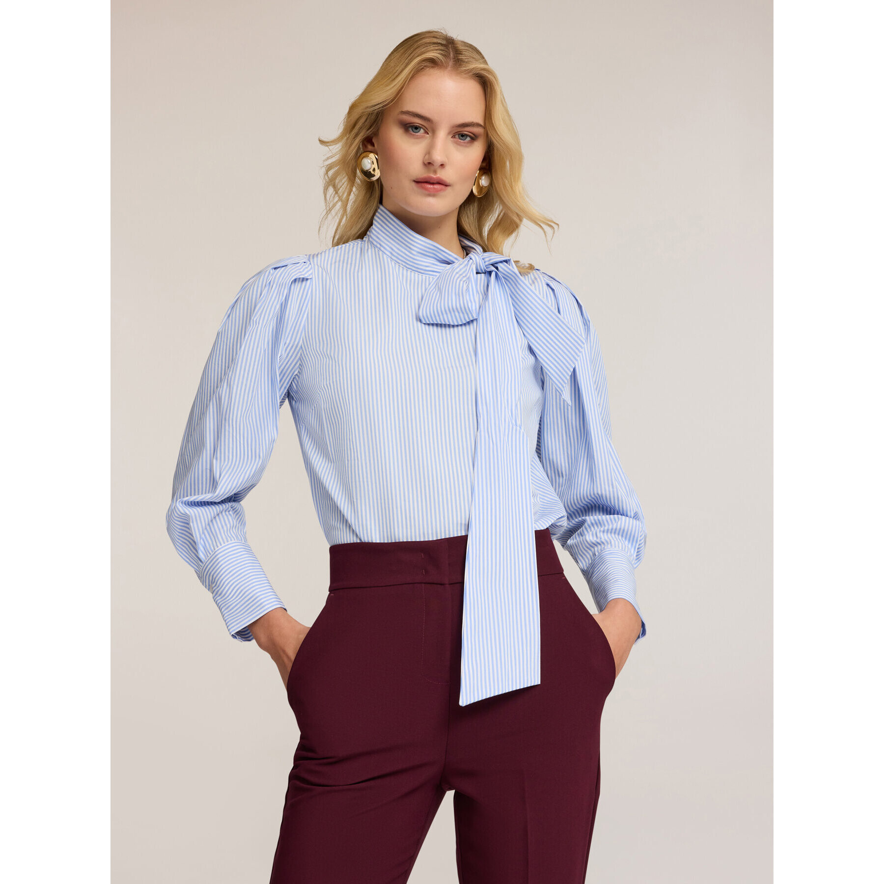 Motivi - Blusa de popelina de algodón con lazo - Light - blue