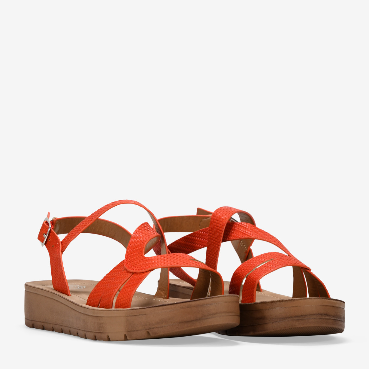 Sandalias de cuña rojas con hebilla