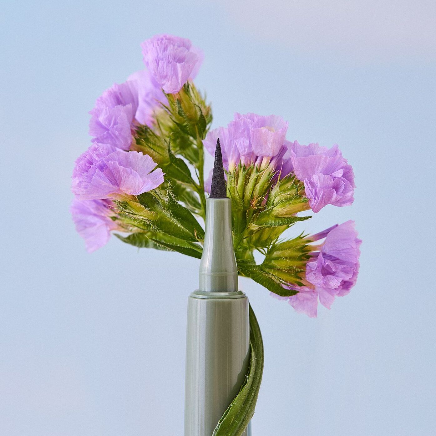 EYE SHAPER EYELINER Eyeliner nero in penna waterproof