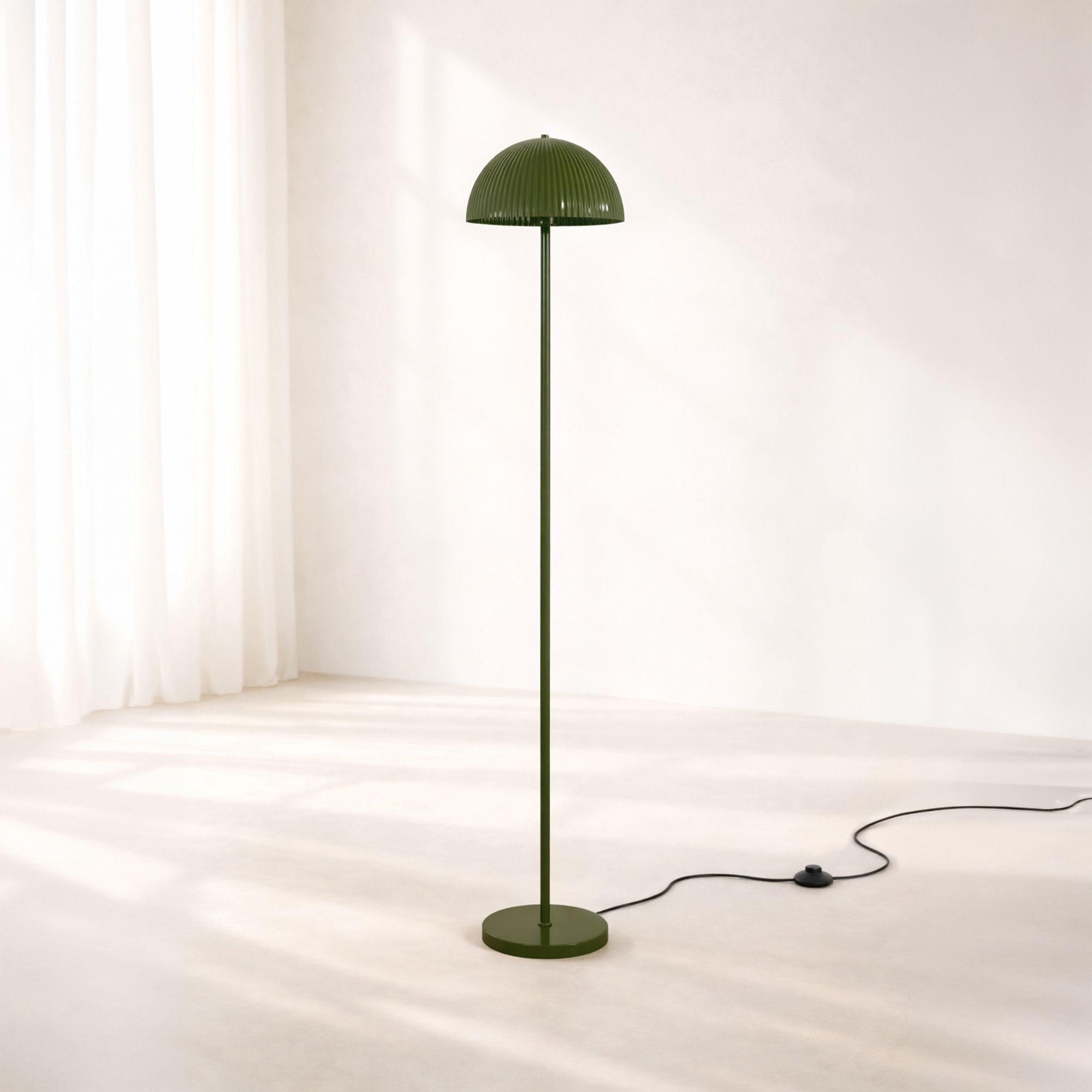 Lampadaire en métal olive THALIA