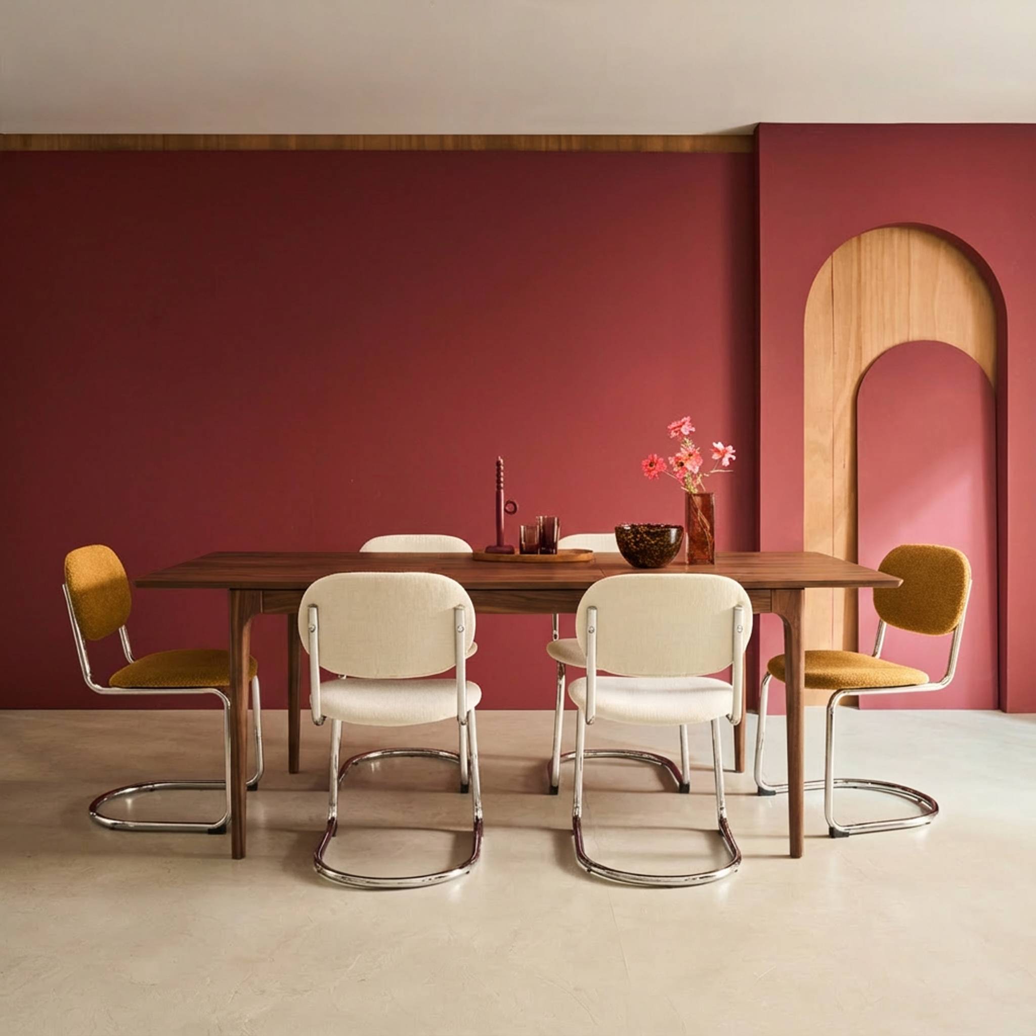 Table à manger rectangulaire extensible bois d'hévéa et placage frêne 6-8 places ELENA