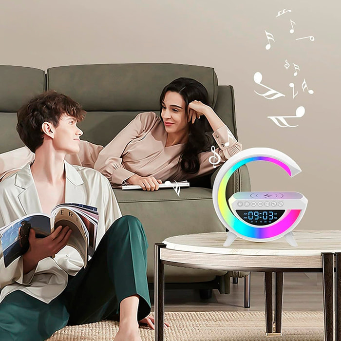 Altoparlante con caricatore wireless da 15W, 13 modalità diverse di illuminazione LED, funzione radio, ingressi per scheda TF e USB.