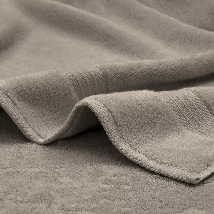 Serviette invites pur coton 550 g/m² uni beige Elea chataignes