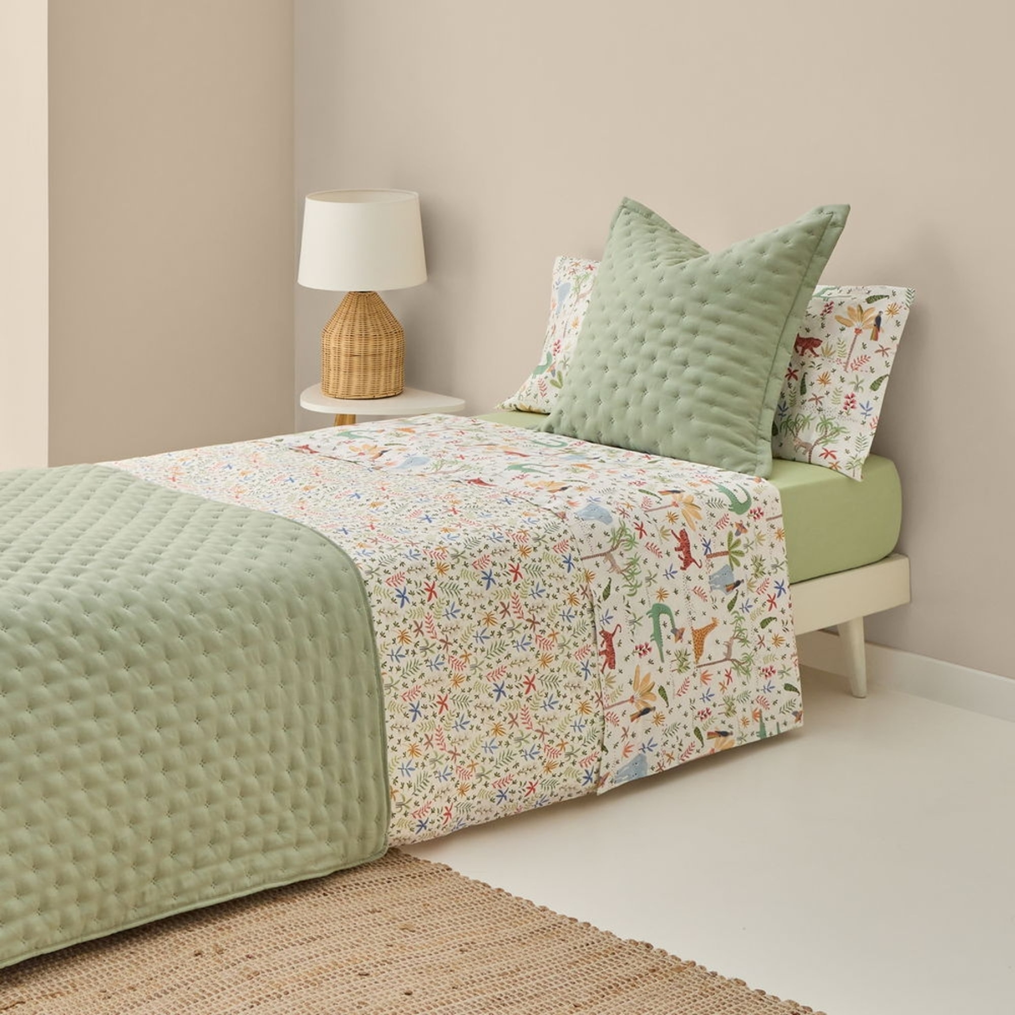 Sábana de algodón 180 hilos animales Selva color blanco 100% Algodón percal