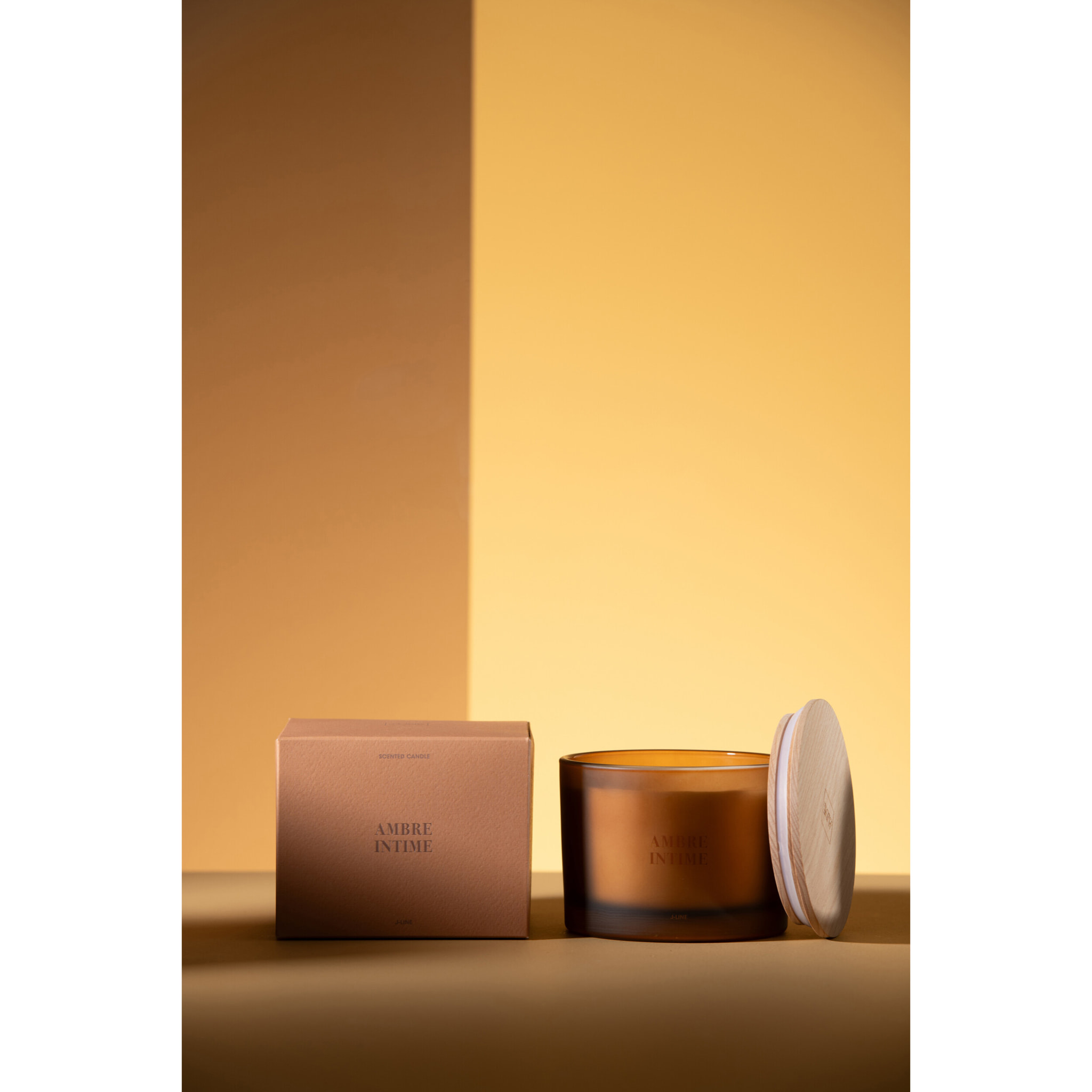 J-Line bougie senteur Accords Essentiels - Ambre Intime - ocre