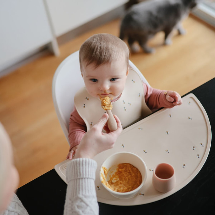 Mushie Vaso Silicona Iniciación Solid