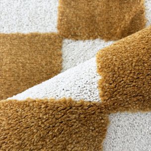 PANTONE - Tapis ocre à motif damier TERRA DEL SOL