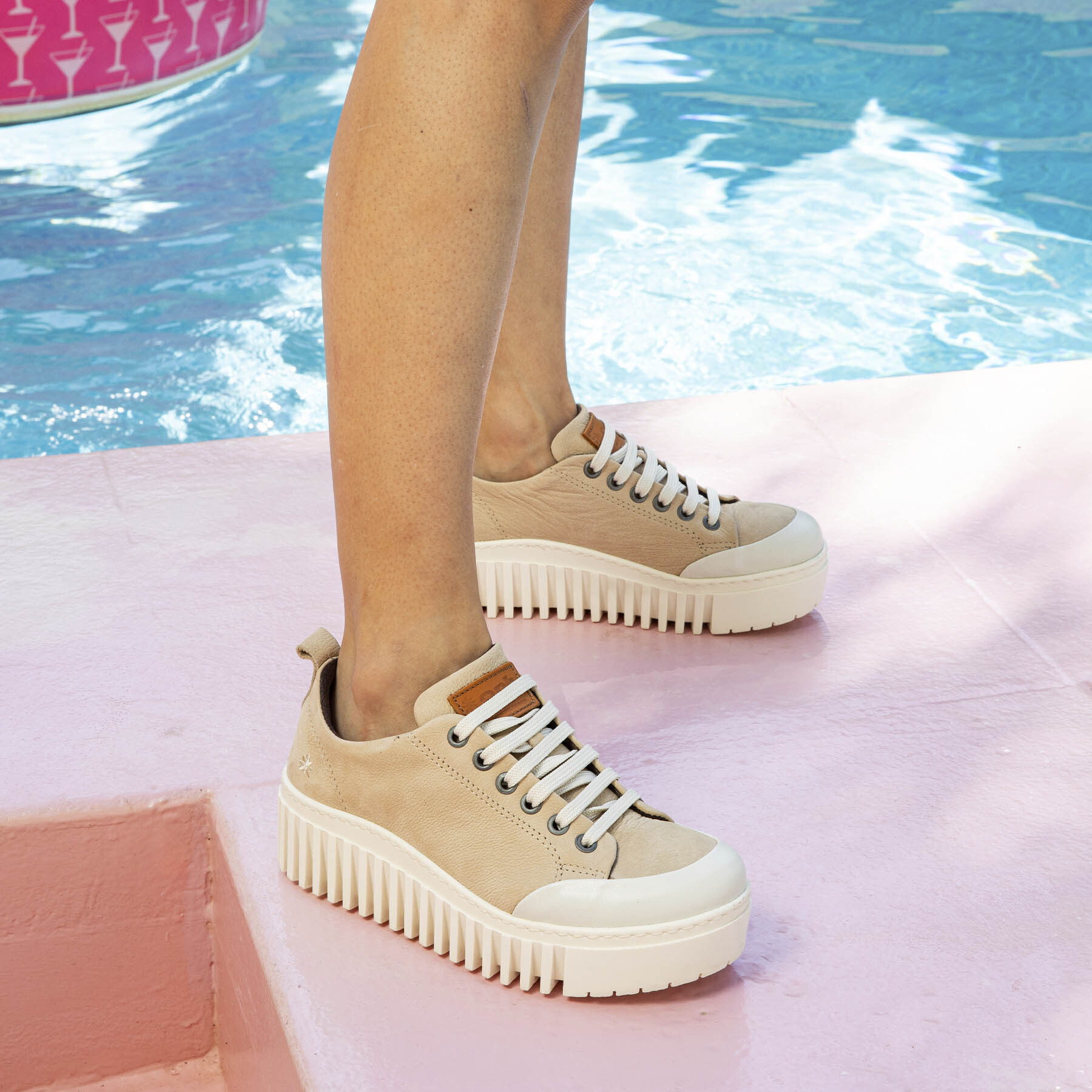 Zapatos 1535 NOBUCK KARAMEL/BRIGHTON color Karamel