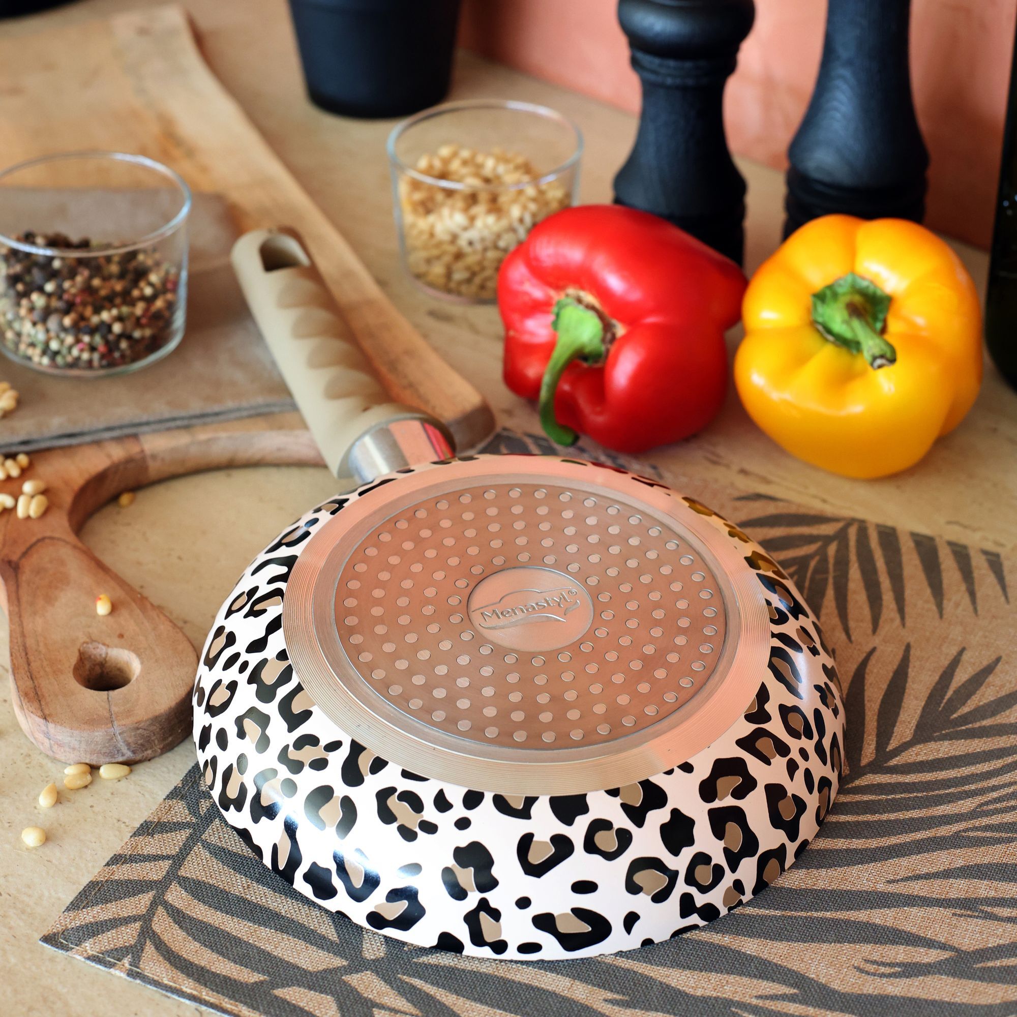 Batterie de cuisine 5 pièce en aluminium recyclé motif léopard LEOPARD