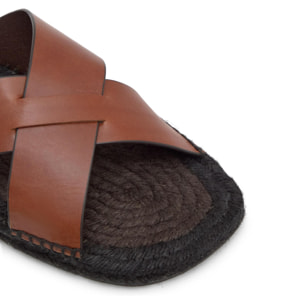 Sandalia plana Keanu en vaqueta