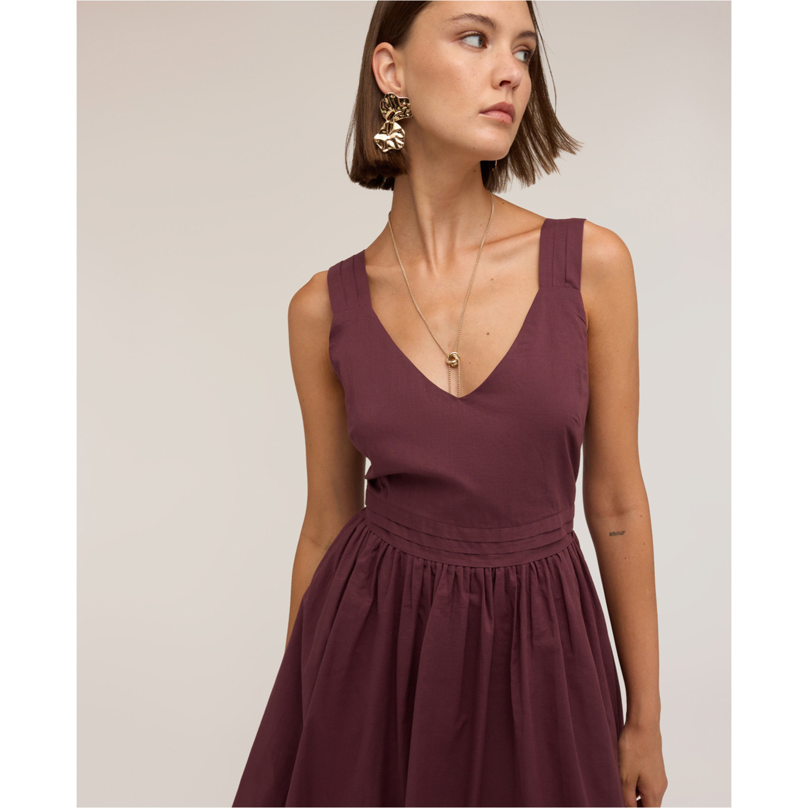 Motivi - Vestito flare in voile di cotone con scollo a V - Bordeaux
