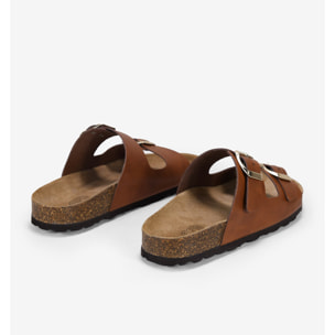 Sandalias planas de piel marrones