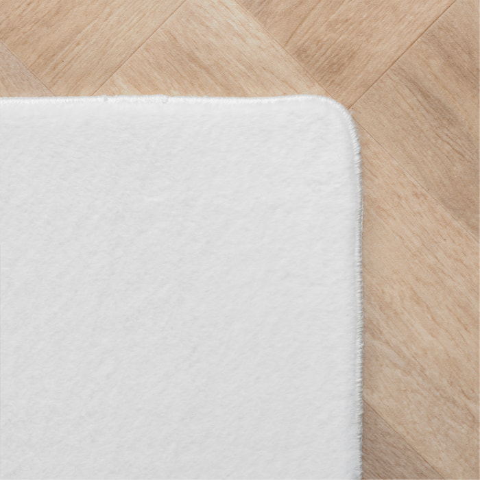 ALBA - Tapis doux blanc à poils courts