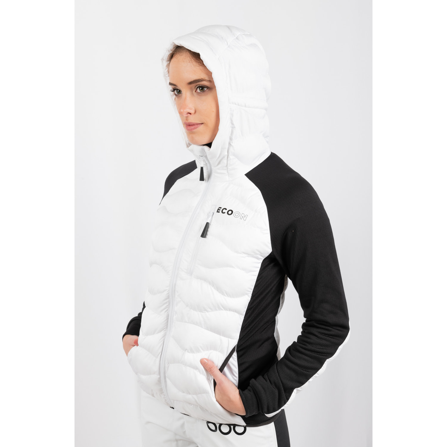Giacca isolante ibrida ECOActive con cappuccio da donna, marchio ECOON - Bianco / Nero