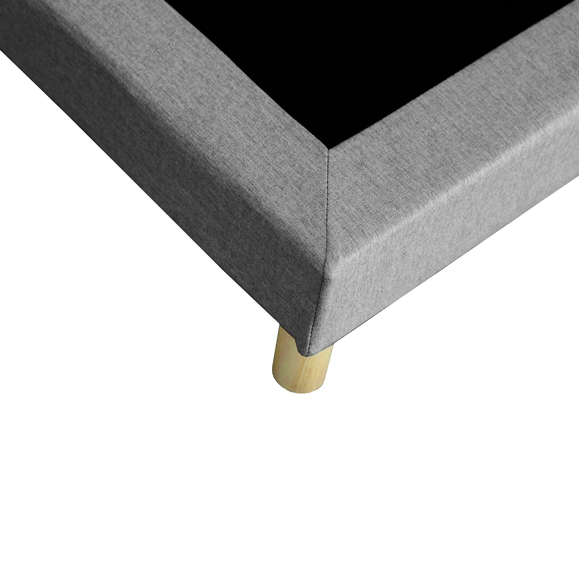 Ensemble matelas mousse haute résilience CALLISTO, H29 cm, accueil mémoire de forme, sommier gris