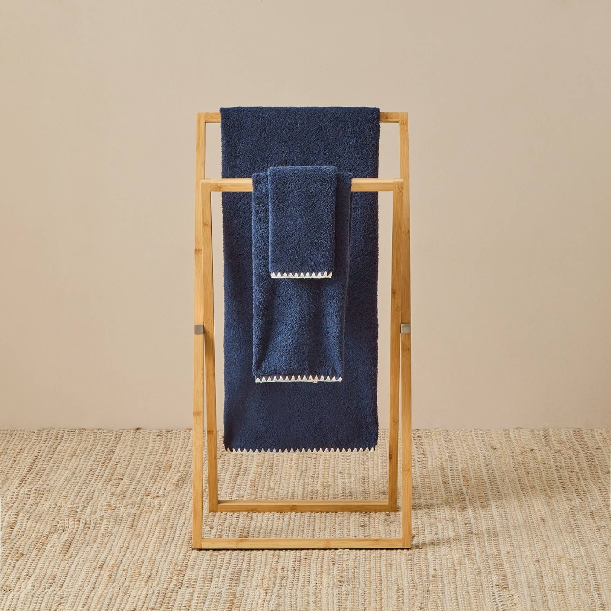 Toalla de baño de rizo de algodón Unimax color azul marino 100% Algodón