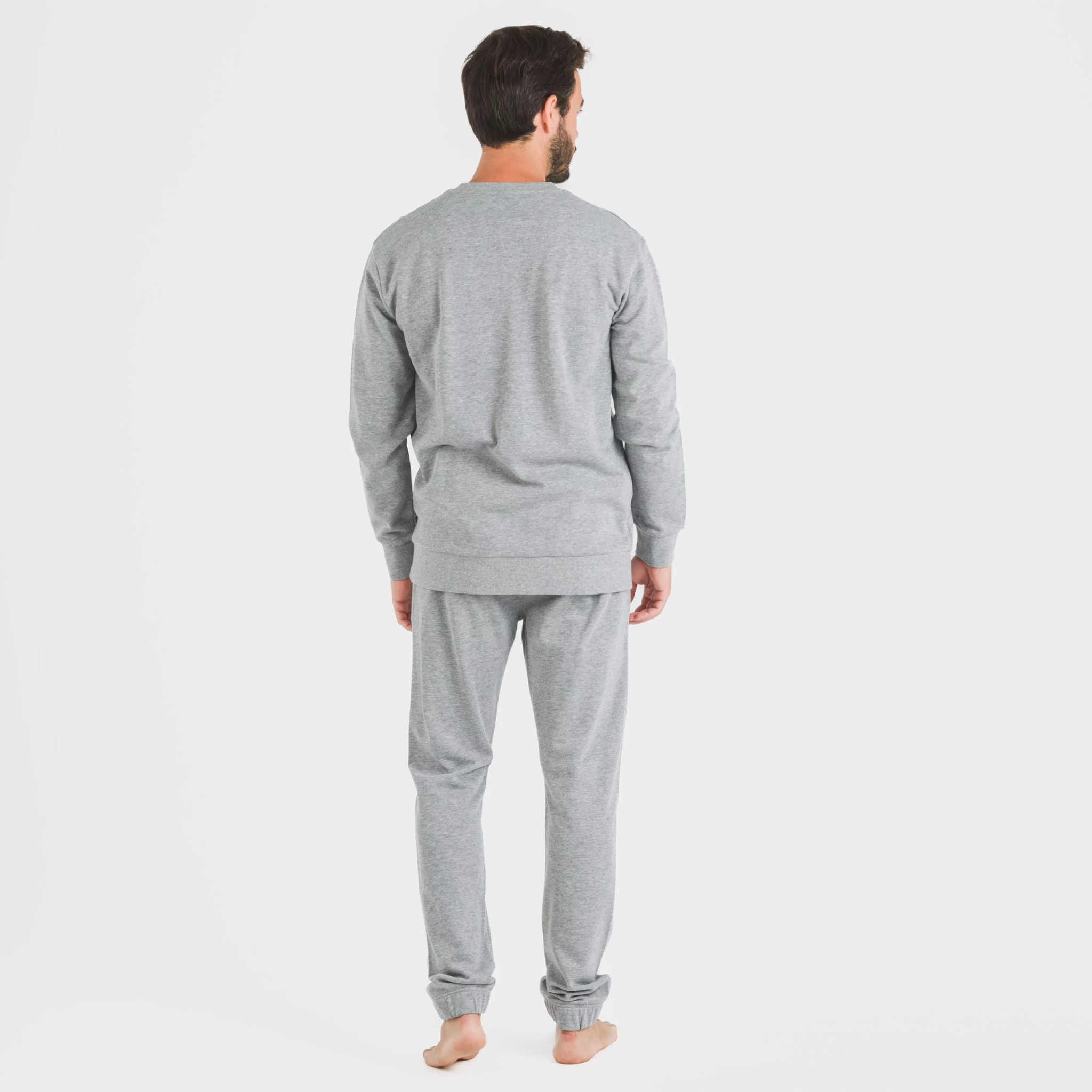 Pantalón largo básico deportivo gris claro