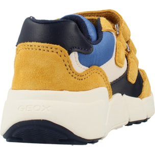 Zapatillas Niño de la marca GEOX  modelo B FLEXYPER MINI BOY AMARILLO