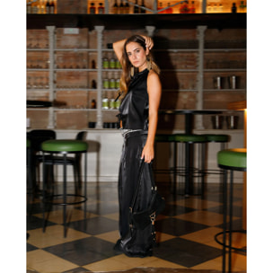 Top sin mangas y cuello mao de mujer