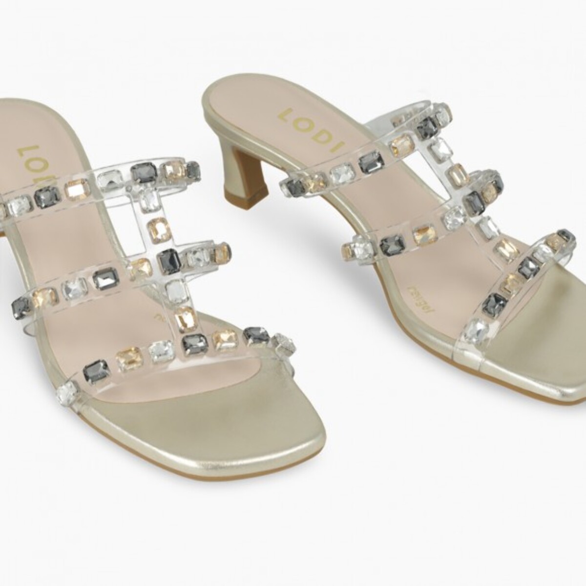 SANDALIAS DORADAS CHELISA