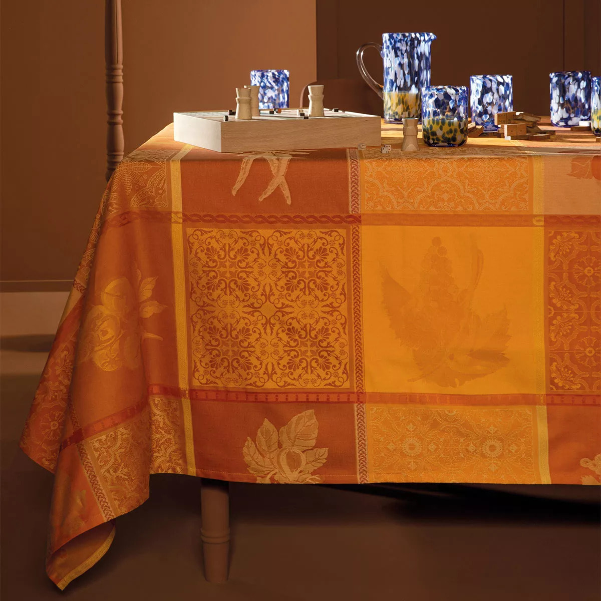 Nappe pur coton enduit motif jacquard jaune orange Mille tutti frutti ocre
