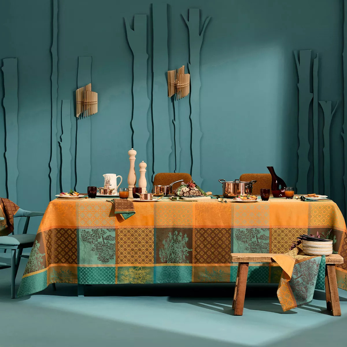 Nappe pur coton 220 g/m² motif jacquard vert brun Mille trees foret