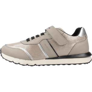 Zapatillas Niña de la marca GEOX  modelo J FASTICS GIRL MARRON