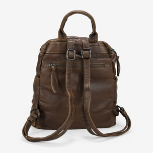 Mochila cuero con solapa y hebillas