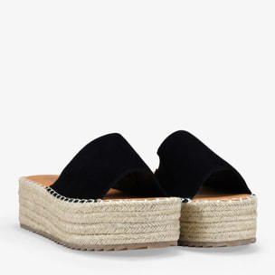 Sandalias pala negras de piel con esparto