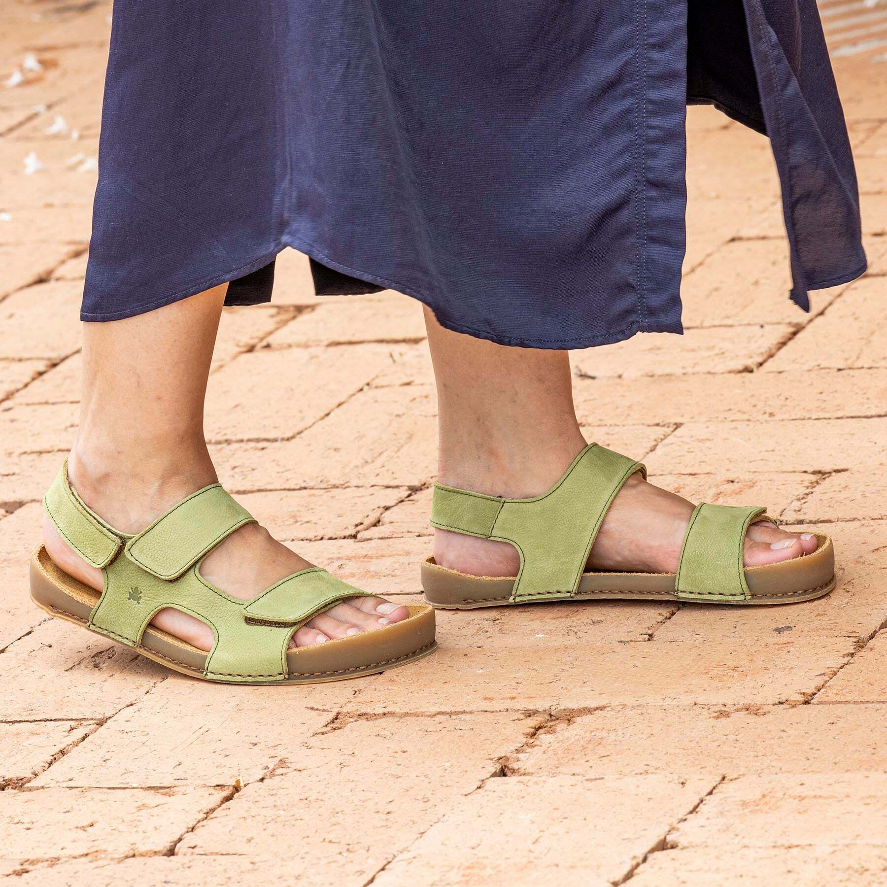 Sandalias N6003 NOBUCK CREAM / HORIZON color Cream
