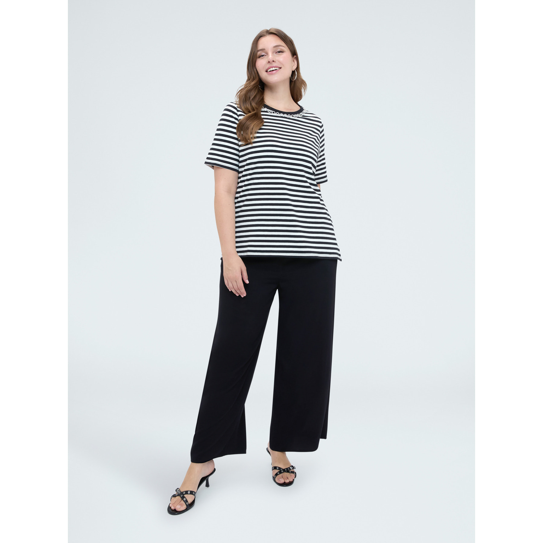 Fiorella Rubino - T-shirt in cotone a righe con applicazioni - Nero