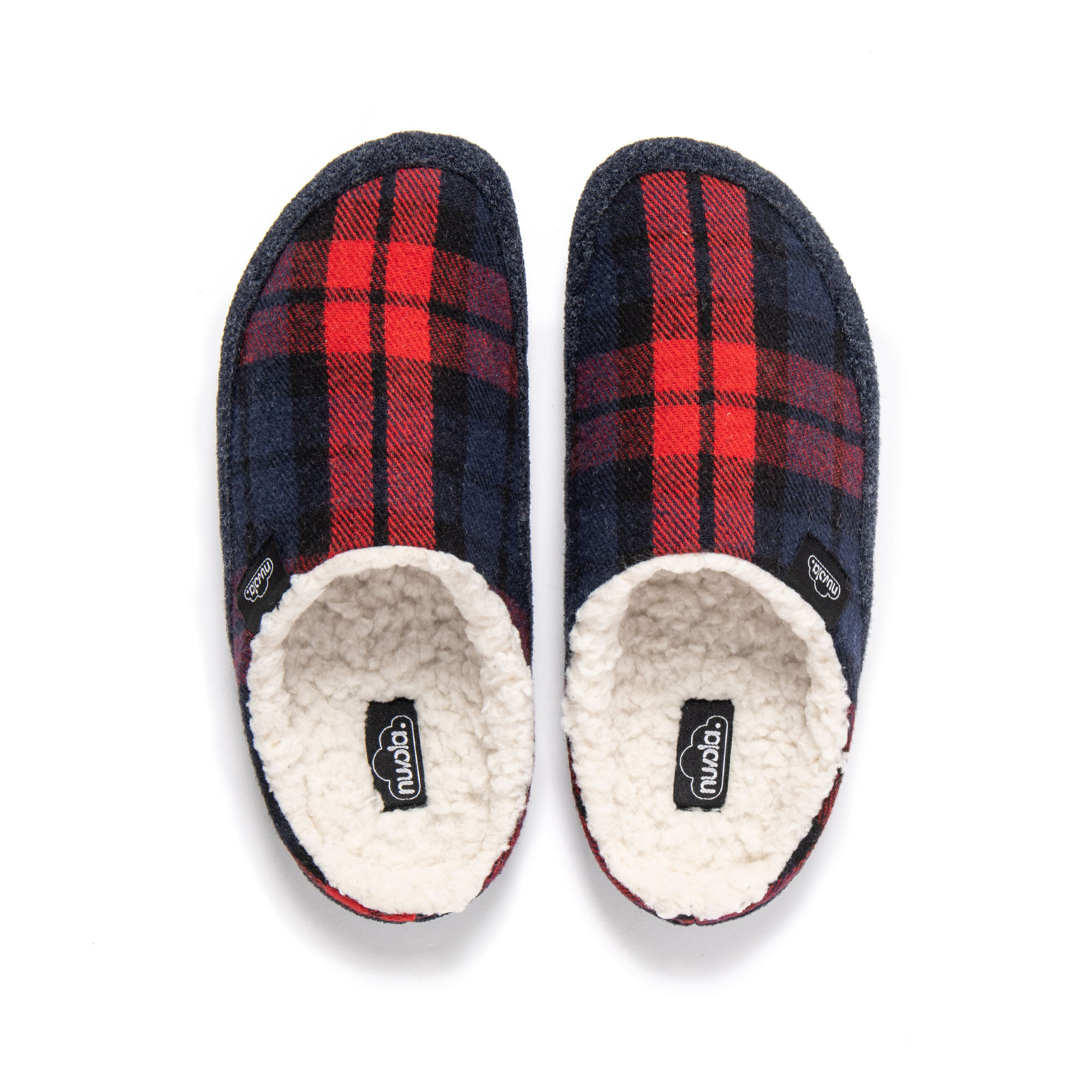 Zapatillas de casa , Zueco Nessy