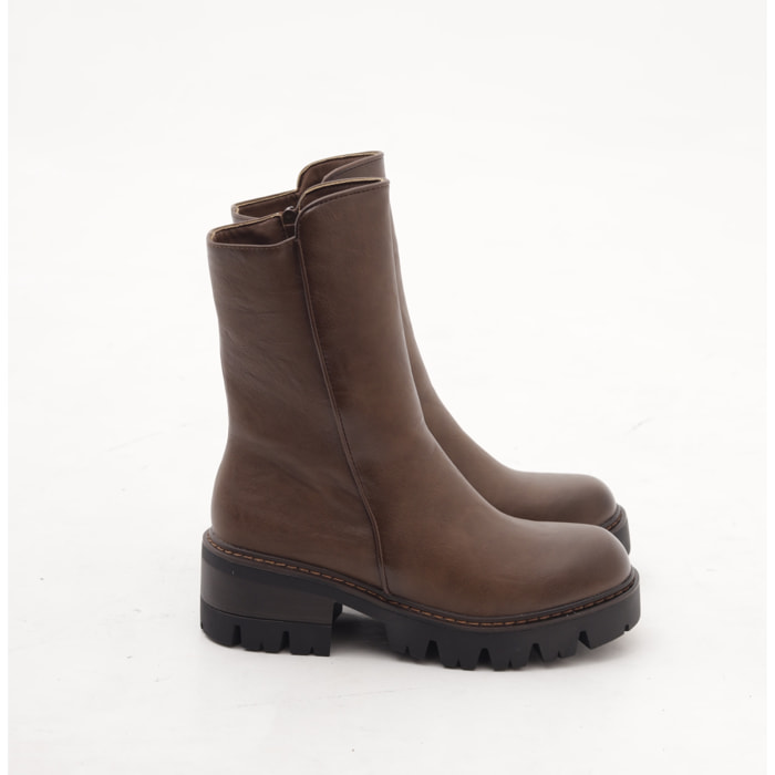 STIVALETTO LISCIO MARRONE