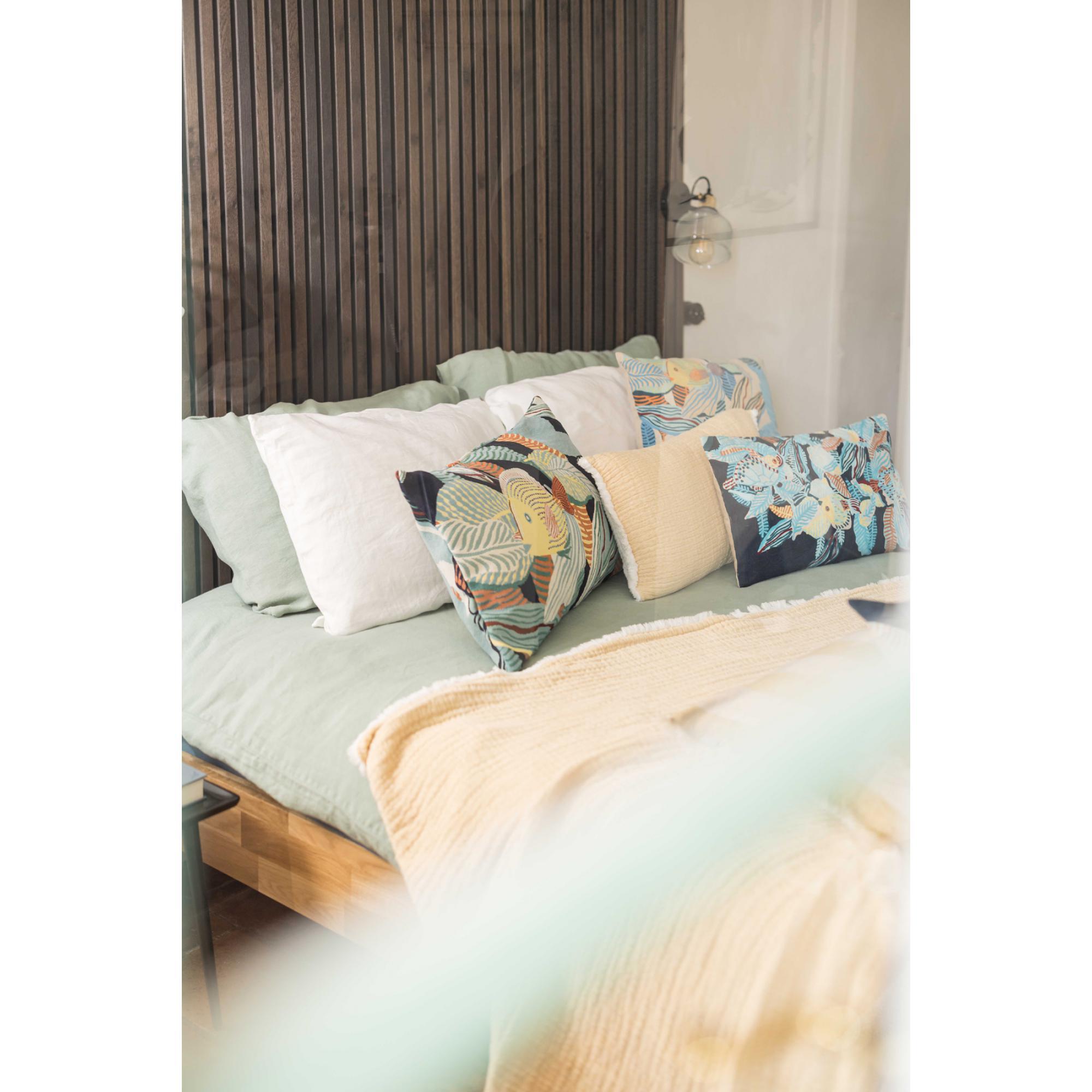 Coussin brodé Dori