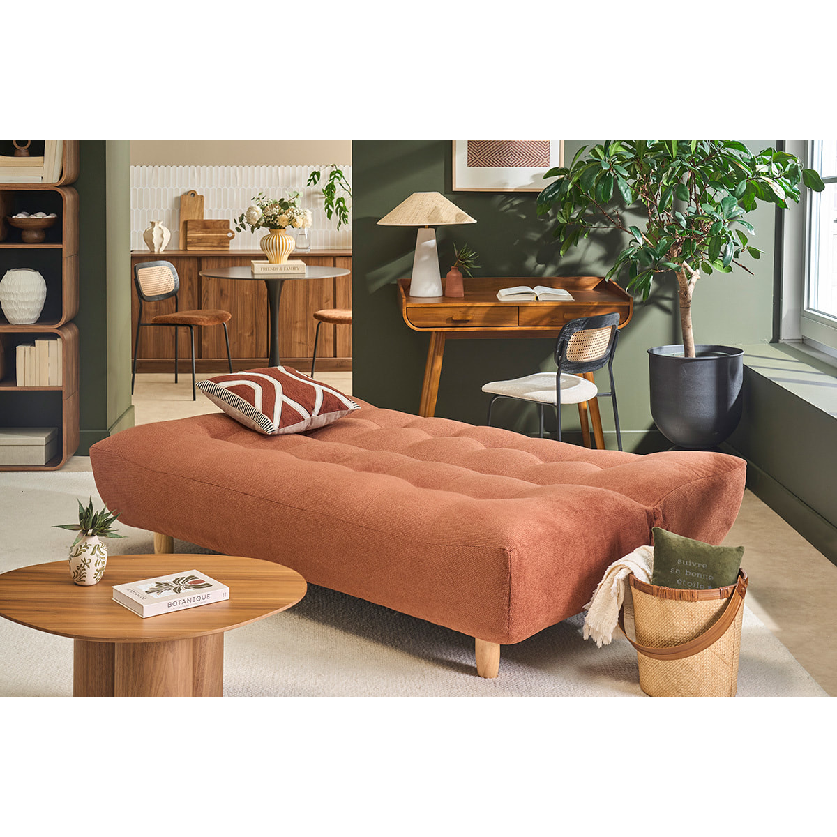 Canapé convertible scandinave 3 places en tissu chenille terre brûlée et bois clair YUMI