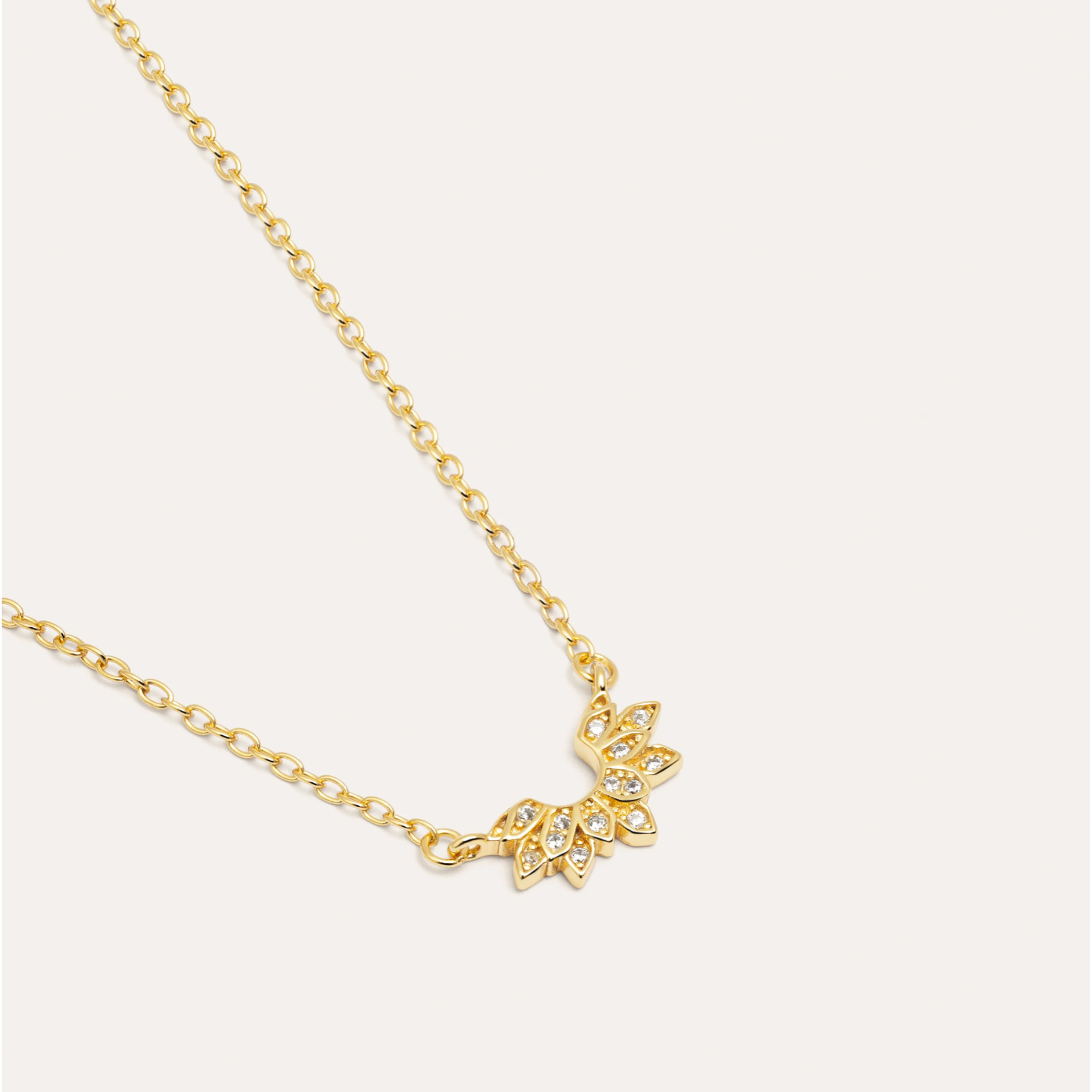 Collar Lotus Plata Baño Oro