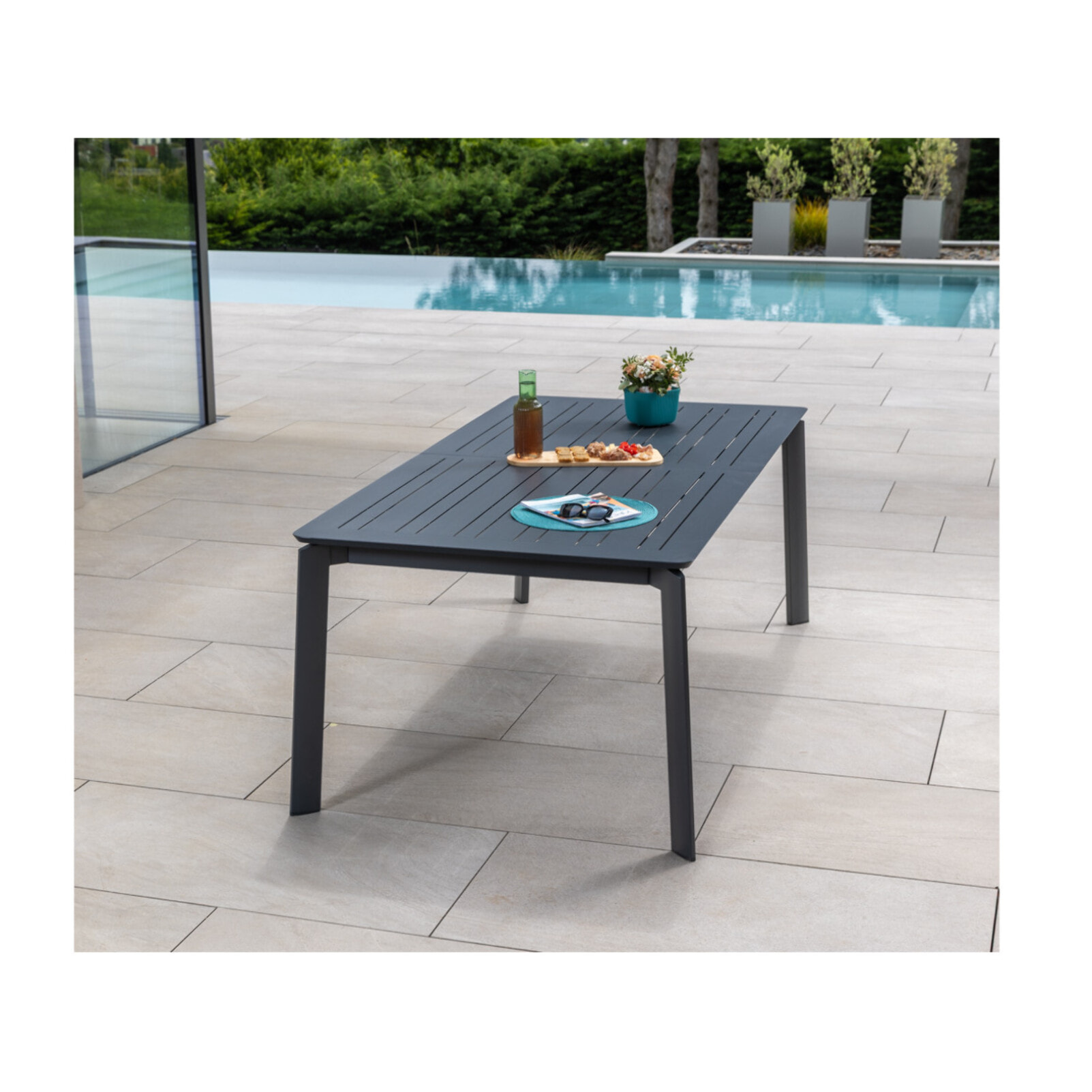 Ensemble table et chaises de jardin  - Gris Anthracite - NAIROBINEA