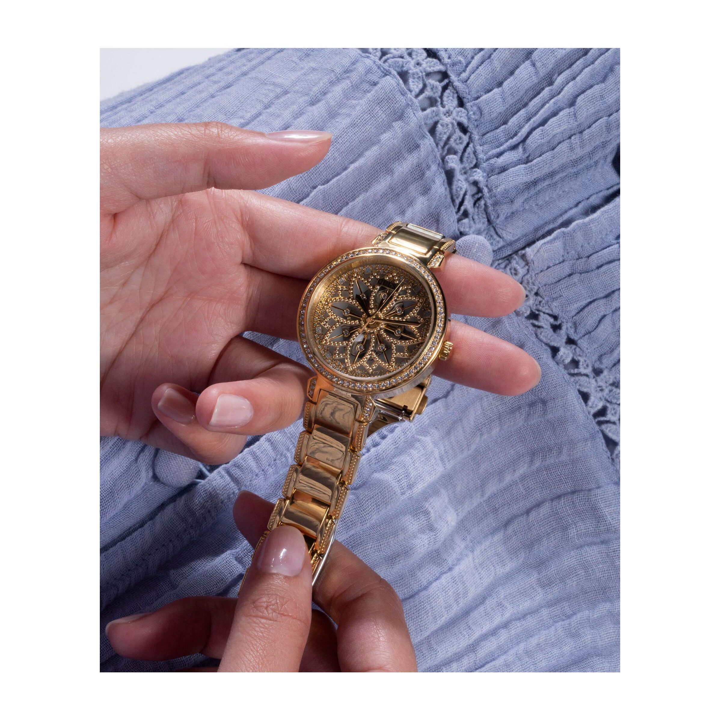 Guess Reloj Analógico De Cuarzo. Gt Lily
