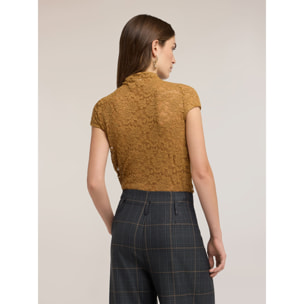 Motivi - T-shirt in pizzo con collo alto e orlo smerlato - Giallo