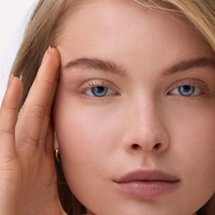 Invisible Cover Cushion Foundation - Fond de Teint Fini Mat à Effet Flouteur Tenue 24h