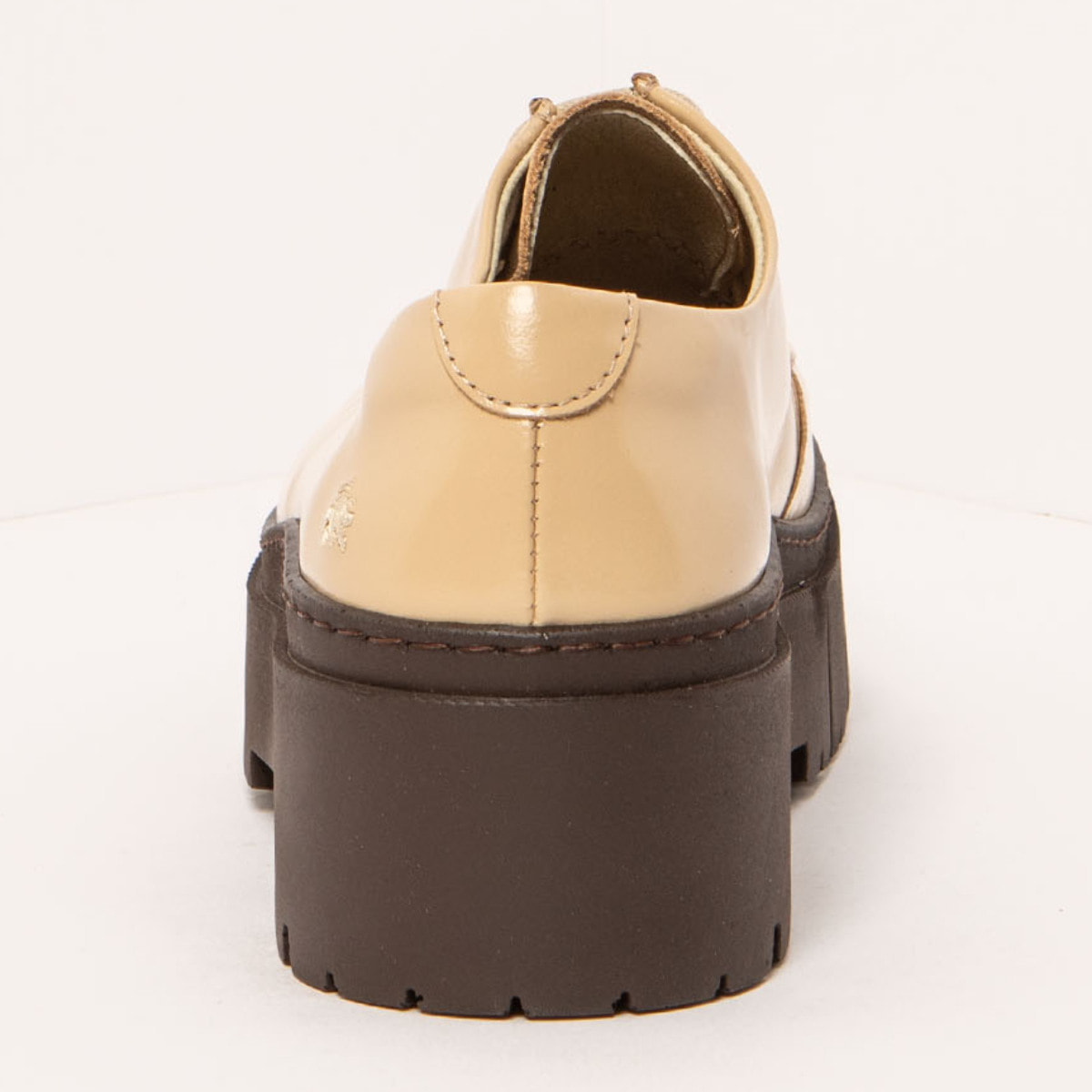 Zapatos 1764 NAPPA SHINNY CHAMPAGNE / LEEDS color Champagne