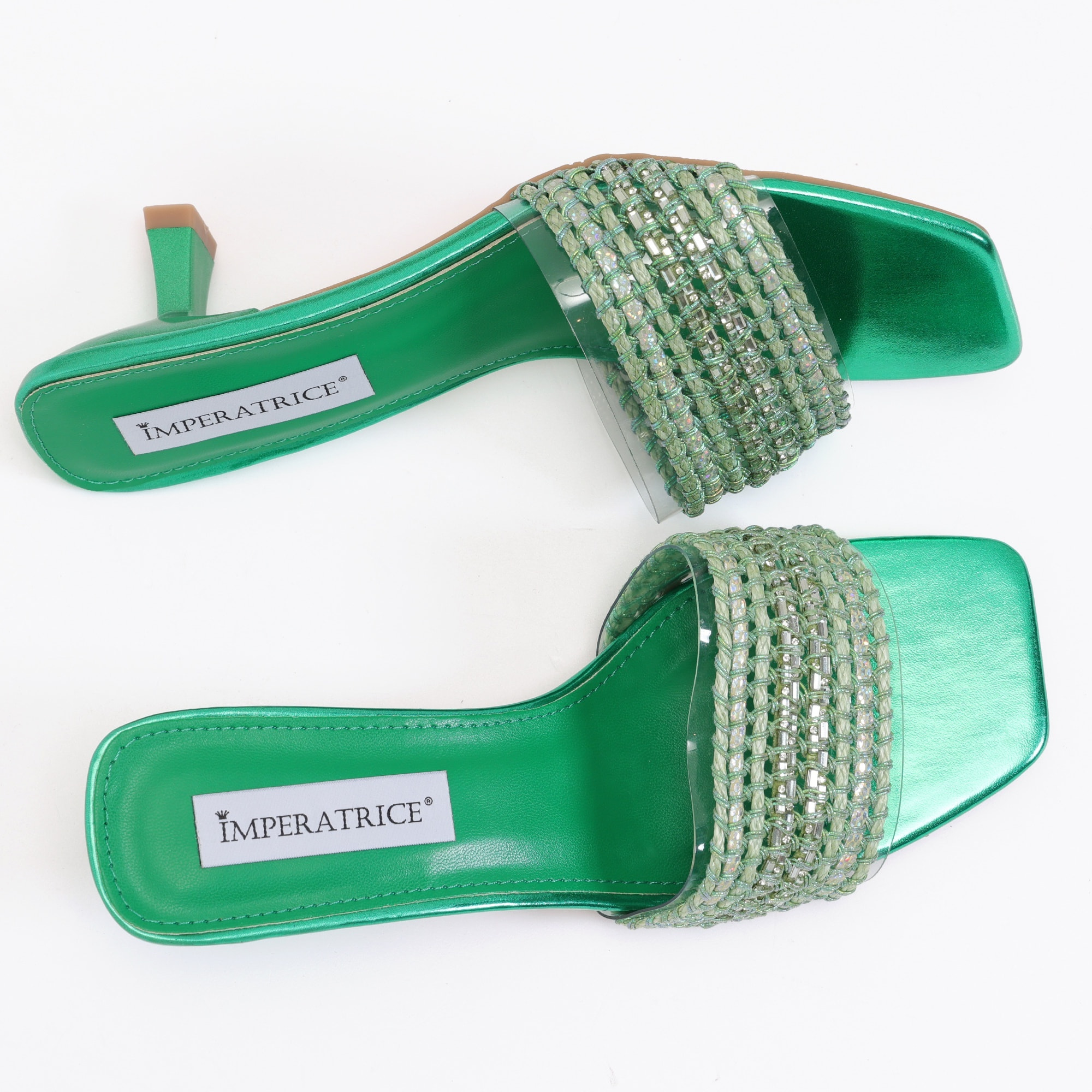 Sandali con tacco basso a rocchetto e fascia con ricamo e pietre