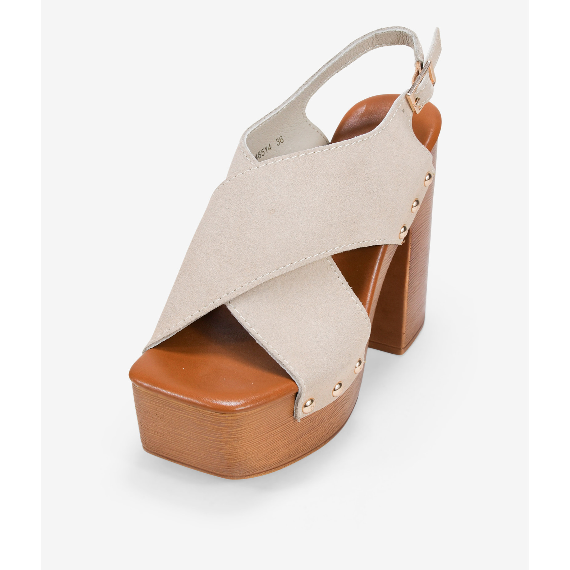 Sandalias de tacón beige en piel con plataforma